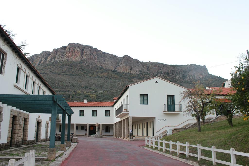 Gasthaus Hospederia Rural Aldeaduero Saucelle Exterior foto
